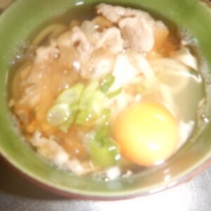 夏バテ対策☆　栄養補給の「肉うどん　玉子付き」